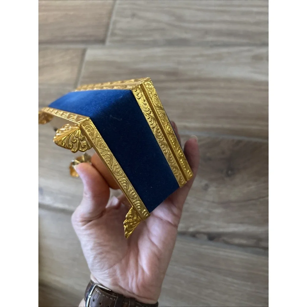 Arnart Japan 1966 Vintage Musical Jewelry Box Blue Velvet Gold Floral Vtg